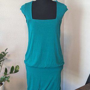 Velvet‎ Torch Green Sheath Dress Size Medium